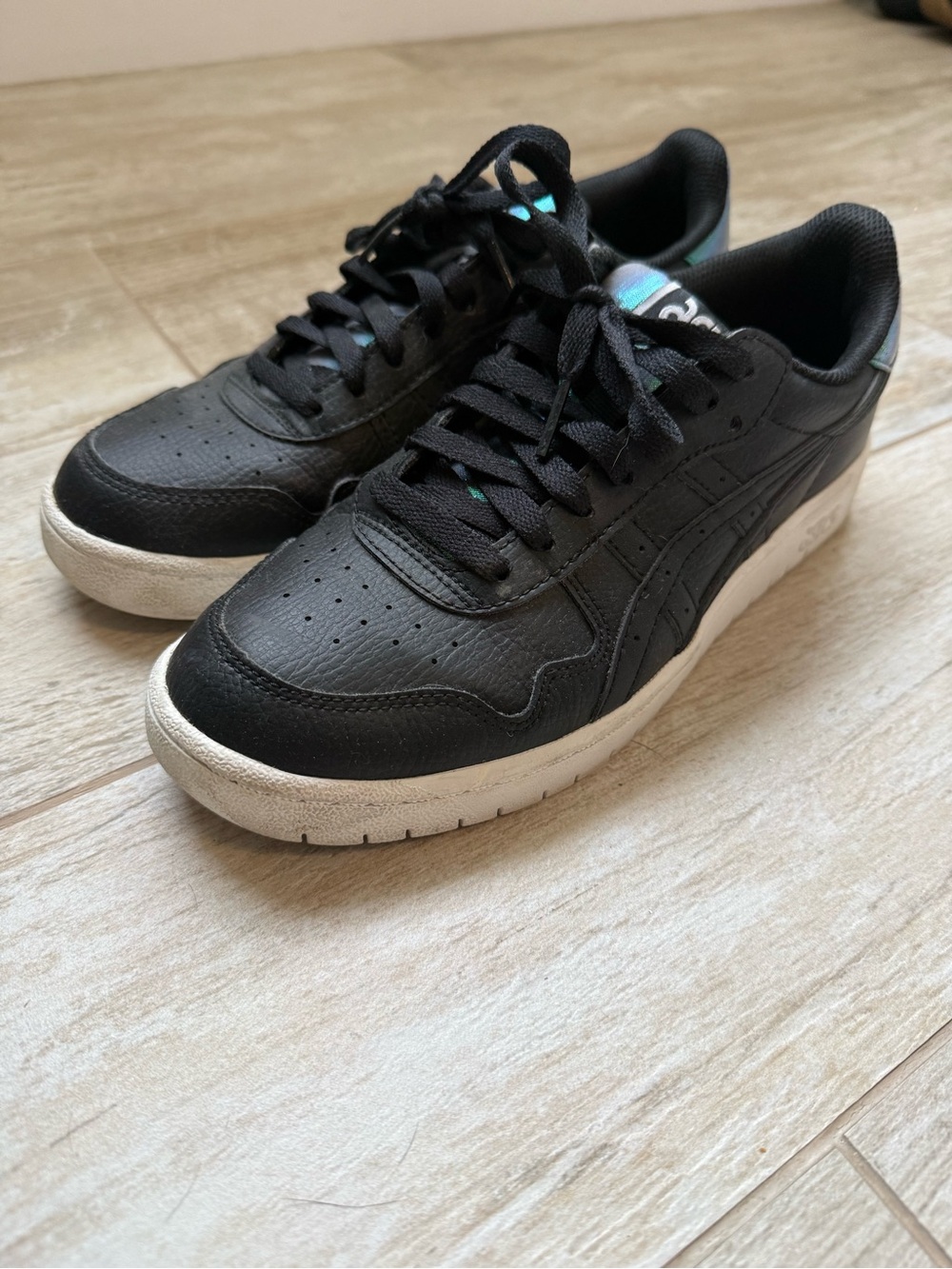 Asics Black Low-Top Athletic Sneakers with White Sole and Green Metallic Detail